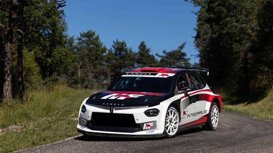 Alanud hooajast on Lancia tagasi MM-võistlustel, esialgu küll Rally2 autoga Lancia Ypsilon Rally2 HFIntegrale.