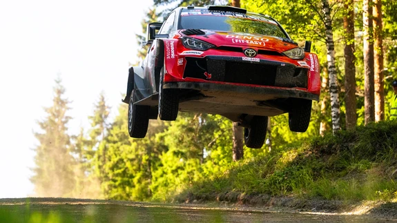 Sami Pajari / Marko Salminen võitsid kahe nädala jooksul juba teise MM-ralli,