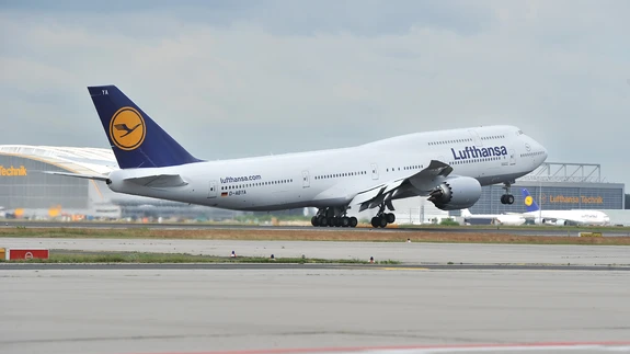 Boeing 747 kasutamist kavatseb jätkata Lufthansa, kuuludes nende väheste lennukompaniide sekka, mille lennukipargis on selle reisilennuki uusim ja viimane versioon 747-8i.
