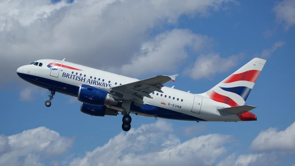 Väikseim üle Atlandi ookeani reisijaid vedav lennuk on Airbus A318.