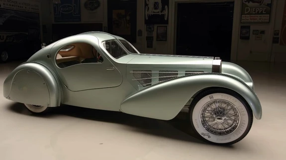 Bugatti Aerolithe.