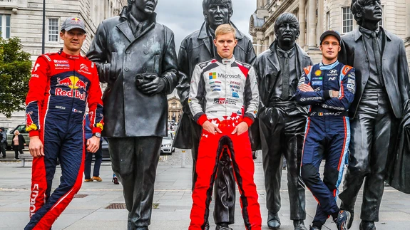 Kolmest favoriidist kaks, Sebastien Ogier ja Ott Tänak vahetasid algavaks hooajaks tiimi, Thierry Neuville’i tööandjaks on jätkuvalt Hyundai.