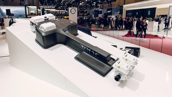 Rimaci akupakk ja elektrimootorid.