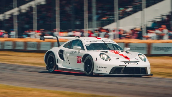 Porsche 911 RSR Goodwoodis.