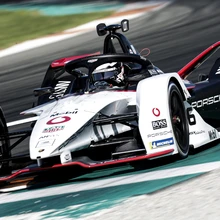 Porsche lisandumisega elektrivormelite sarja võtavad stardirivis tänavu koha sisse 24 autot.